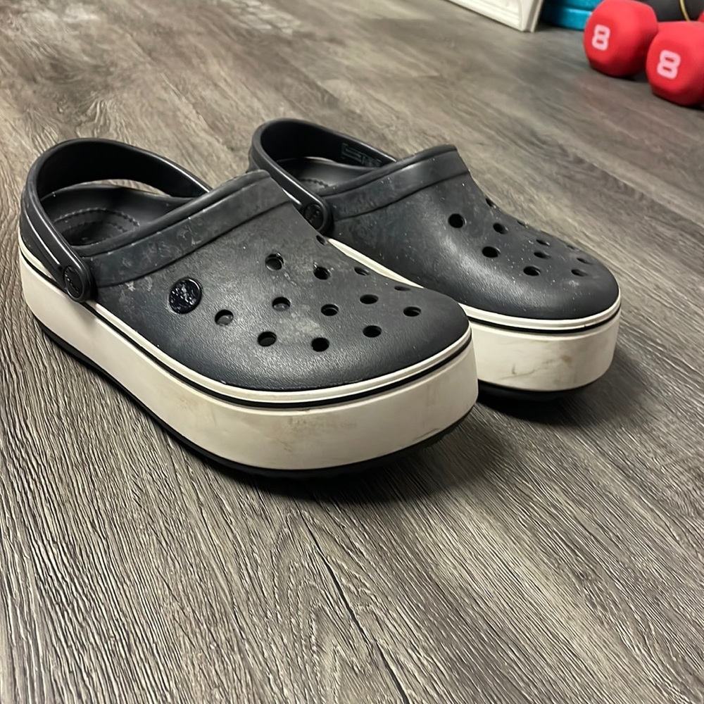 Platform crocs